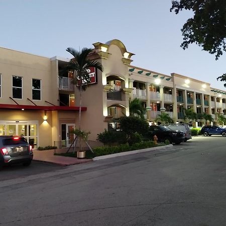 罗德岱堡机场红地毯酒店 劳德代尔堡 外观 照片