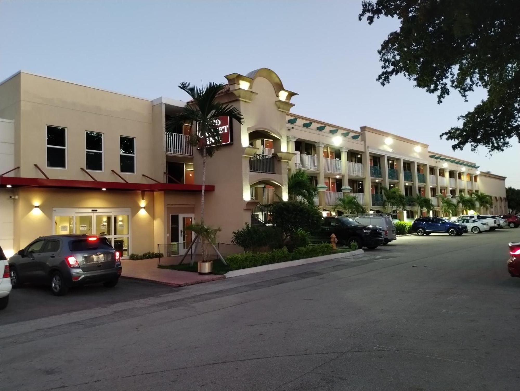罗德岱堡机场红地毯酒店 劳德代尔堡 外观 照片